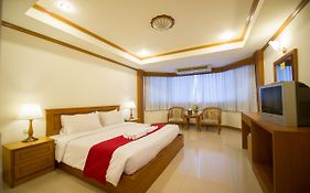 โรงแรมพรหมพิมาน Hotel 3*